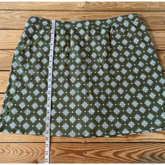 NEW LOGO by Layers Lori Goldstein Printed Knit Skort Size XL Women’s Green - Picture 6 of 7